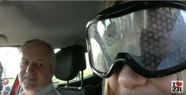 Probali smo naočare koje simuliraju pijanstvo i jake droge (VIDEO)